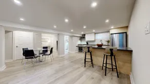 Home in Central Etobicoke - Image 2