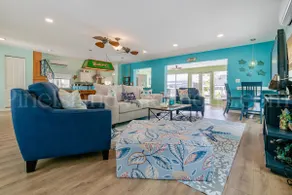 Casa Baybreeze - Luxury on Water - Image 3