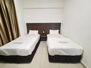 Teluk Batik Two Bedroom Balcony unit4 Pax Sea View - Image 2