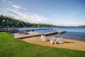 Calm Cove - Lakefront, Private Beach & Hot Tub - Image 5