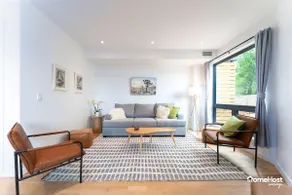 Stunning Townhouse Steps to CU & Hiking Trails - Image 3