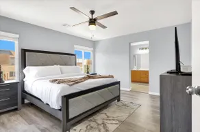 4BR Family Oasis w/ Gym & BBQ Near Vegas Strip - Image 2
