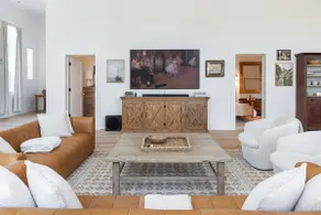S.C. Atelier, cozy luxury in downtown Ashland NE - Image 3