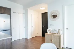 21st- floor Luxury & City Views - Image 5