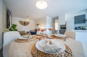Cozy house for 6 in Flacé • Fast Wi-Fi & comfort - Image 3