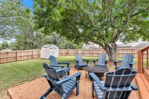 One-Level 3BR, Fenced Yard & Fire-pit - Image 4