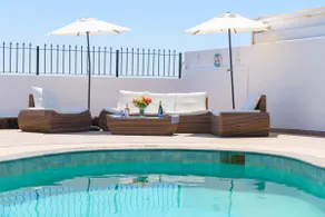 Vacker villa Linda - uppvärmd pool - gratis WiFi & Sky TV - utsikt över havet och bergen - Image 4