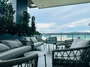 Luxe Seaview Rooftop Pool Airport bayan lepas - Image 3