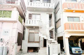 Homie stay in an ideal location of Naha city - Image 3