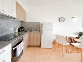 Ocean Sunset view, Air Conditioned, Renovated apartment - Image 5