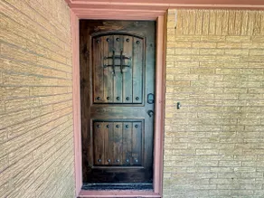 Spacious Country Escape in Alvin - Image 2