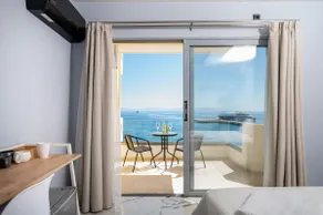 The Shell Suite | Avra Suites - Image 5