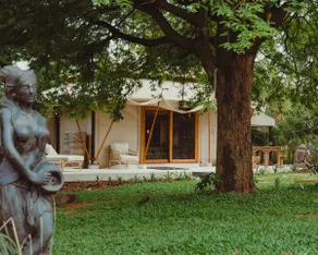 Tent Escape | Pool, Jacuzzi & Firepits - Image 2