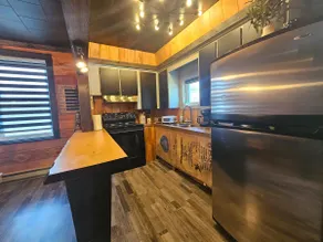 Montebello saloon #2 - Image 5