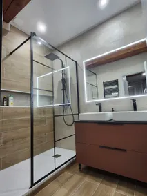 Large four-room duplex 200 m from the port with bike garage - Image 5