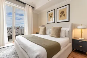 Cape Royale Apartment 810 - Image 2