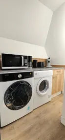 Luxury apartment with balcony - Image 3