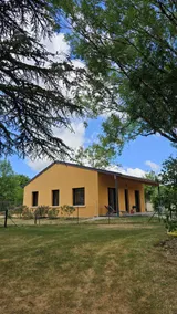 Single-story house & garden – 7 min from the airport - Image 5