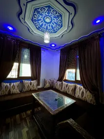 Apartment near Bab Souk - Image 3