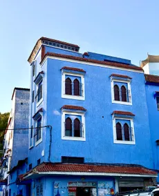 Apartment near Bab Souk - Image 5
