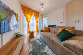 Noble Inn Regency, City Centre, AC, Free Parking by StayNest - Image 3