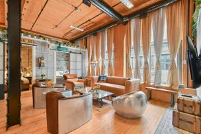 Exquisite 6BR Loft – Super Central Old Montreal - Image 3