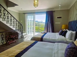 Private Villa by the Tea Estate - Image 2