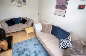 NEC, BHX Cosy 3 Bedroom House with Parking - Image 4