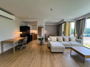 Beachside Modern 1BR with Workspace - Image 4