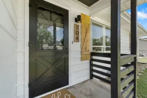 Nixa’s Nook-Hot tub + Walk to 14 Mill and Downtown - Image 3