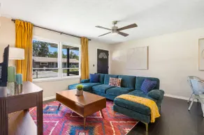 Nixa’s Nook-Hot tub + Walk to 14 Mill and Downtown - Image 4