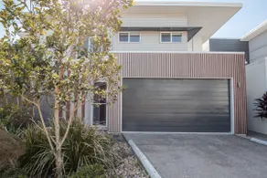 4br - walk to the beach - family friendly - Image 2