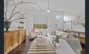 City Charm, Country Feel - Image 2