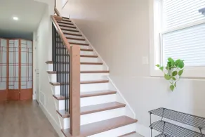Family-friendly West Bedford Gem - Image 2