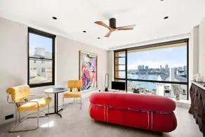 Art-Filled Apartment with Expansive Harbour Views - Image 2