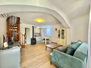 Beachfront Holiday home - Image 2