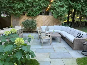 Bushy Hill House - Image 3