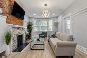 1BR in Highland Park – Comfy, Clean and Convenient - Image 3