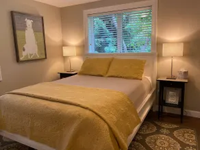 Charming Cabin-Private Beach & Golf - Image 5