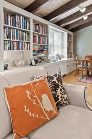 Spacious home with vintage character - Image 5