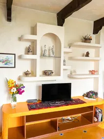 Canarian house with a terrace surrounded by a garden - Image 5