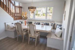 Cozy Coastal Cottage - Image 3