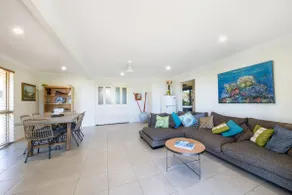 Airlie & Whitsunday Panoramic Views S/C Unit-WiFi - Image 5
