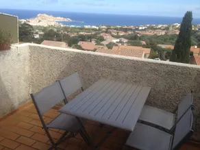 Beautiful duplex 4 people, 2 bedrooms, parking, beautiful sea view - Image 3