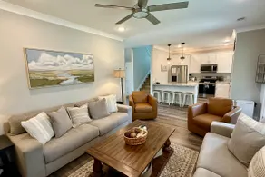 Lake Martin Cottage|Lake Views + Golf Cart - Image 3
