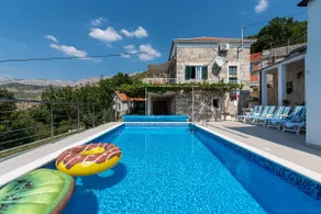 Vacation home in a wildly romantic quiet location - Image 2