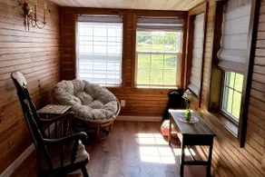 Bernie’s Place: Renovated 1800s Vermont Gem - Image 3