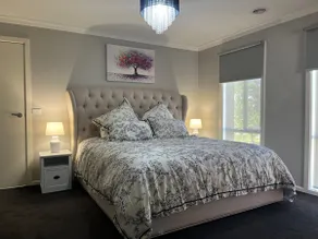 Spacious Private 3 Bedroom House - Image 5