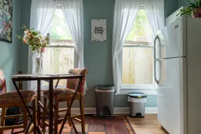 Cozy Vintage Suite in Atlanta - Image 4