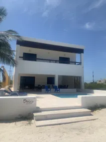 BEROCO Front Beach House Yucatan Wi-Fi, Pool, Smart-TV - Image 5